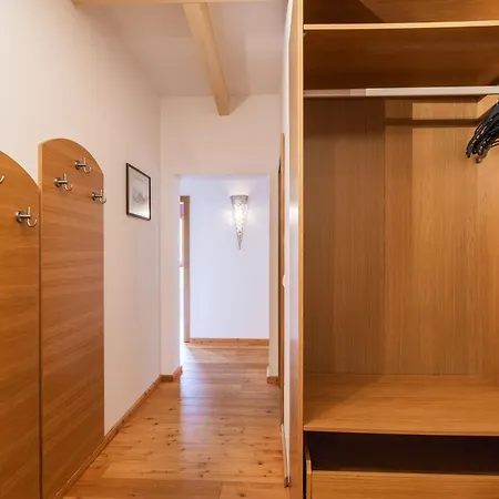 Schoenes Praegant Bad Kleinkirchheim