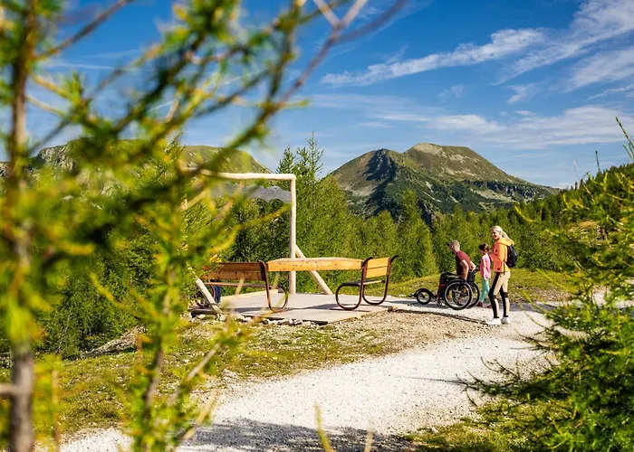 Schoenes Praegant Apartament